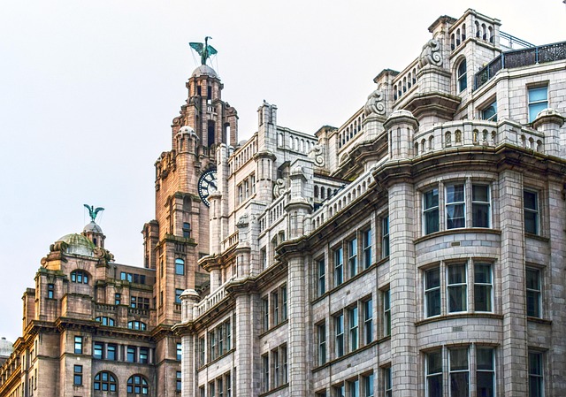 Sådan beskytter du din facade mod vind og vejr med den rette maling